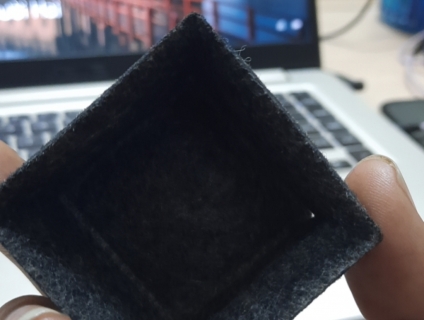 Vải nỉ ( xăm kim, felt) ứng dụng bọc chân bàn, bọc ghế sofa