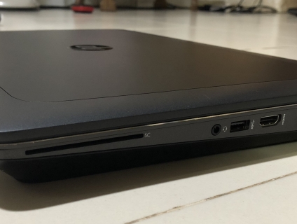 HP Zbook 17 G4 ~ Max Option - Xeon 1535M v6/Quadro P4000