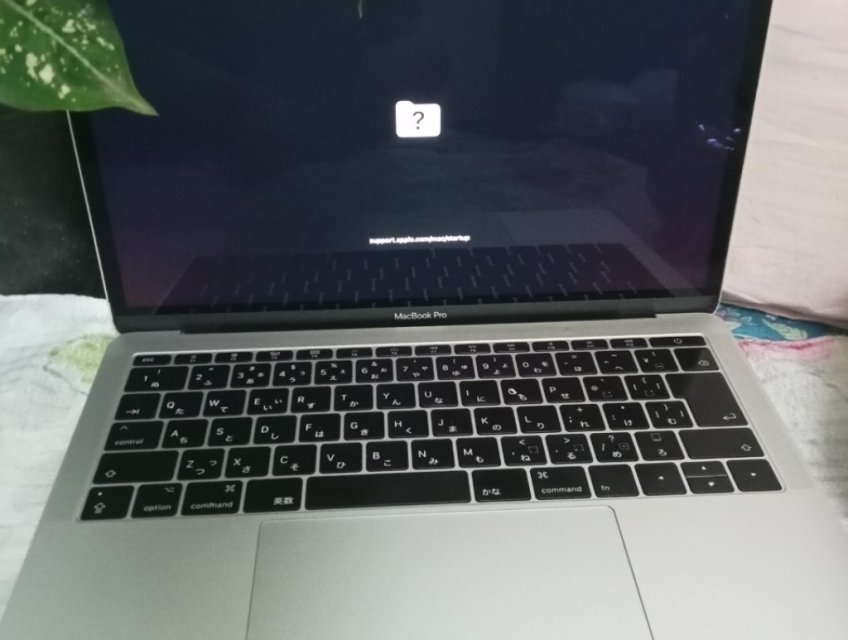 Macbook Pro 2017/ core i7/ Hàng xách tay Nhật