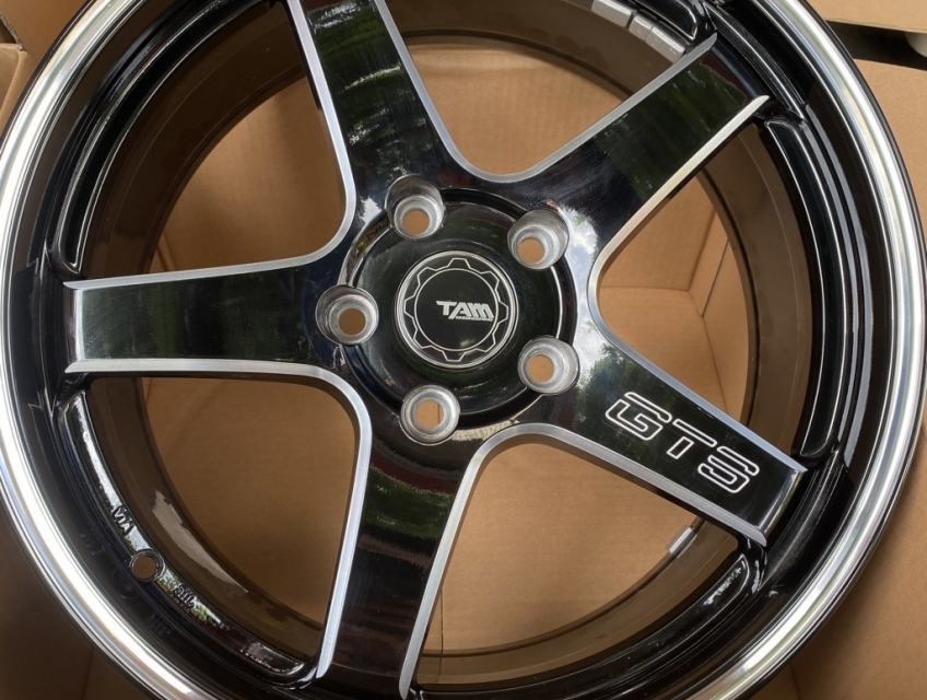 MÂM Ô TÔ 17 INCH, PCD 5x114,3