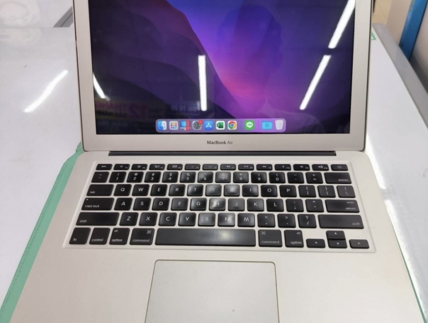 Macbook air 2017 256GB
