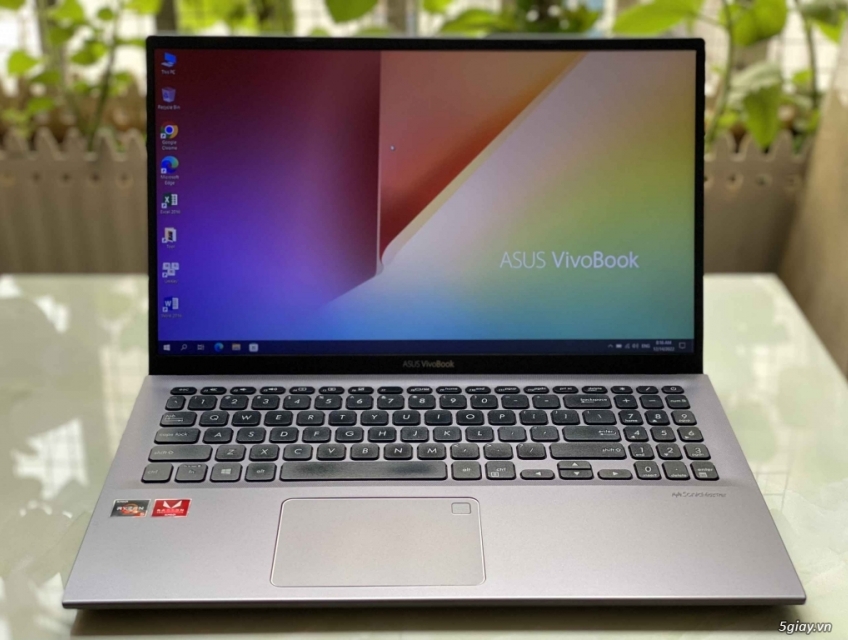 Asus A512D Rzen5 - 3500u Ram 8GB SSD M.2 512GB FHD