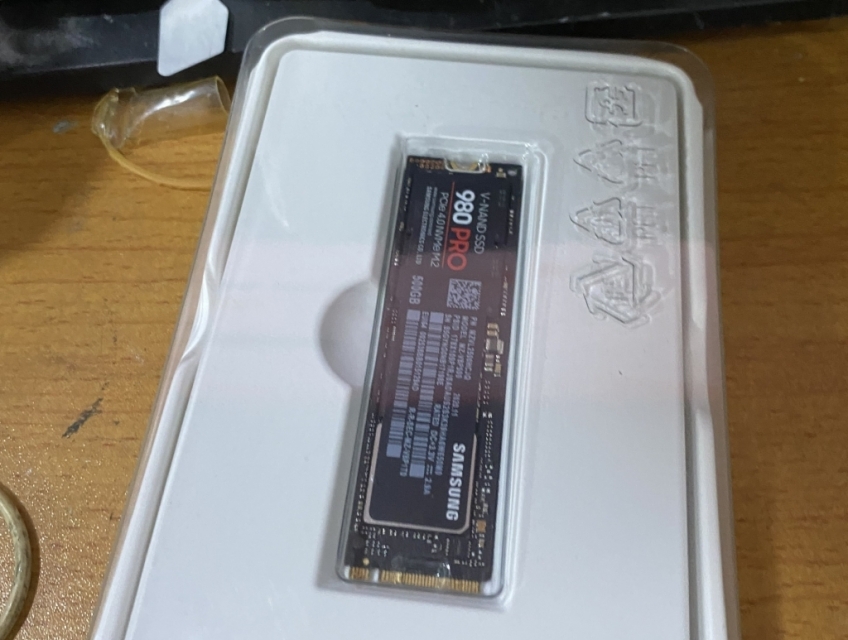 SSD 980 Pro PCIE 4.0 samsung hàng XT new giá rẻ