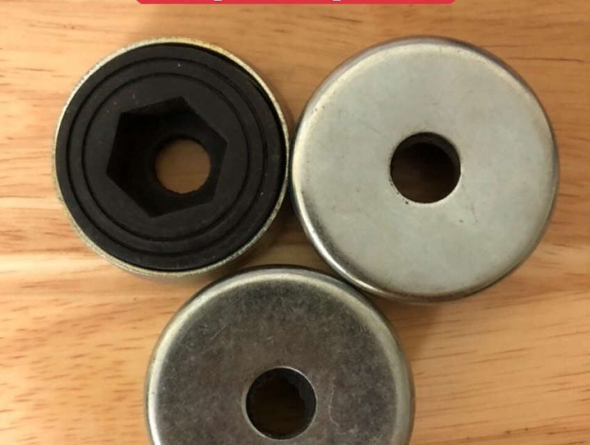 Chân đế tăng chỉnh,nắp sắt, nắp bọc thép mạ không gỉ lắp bu long