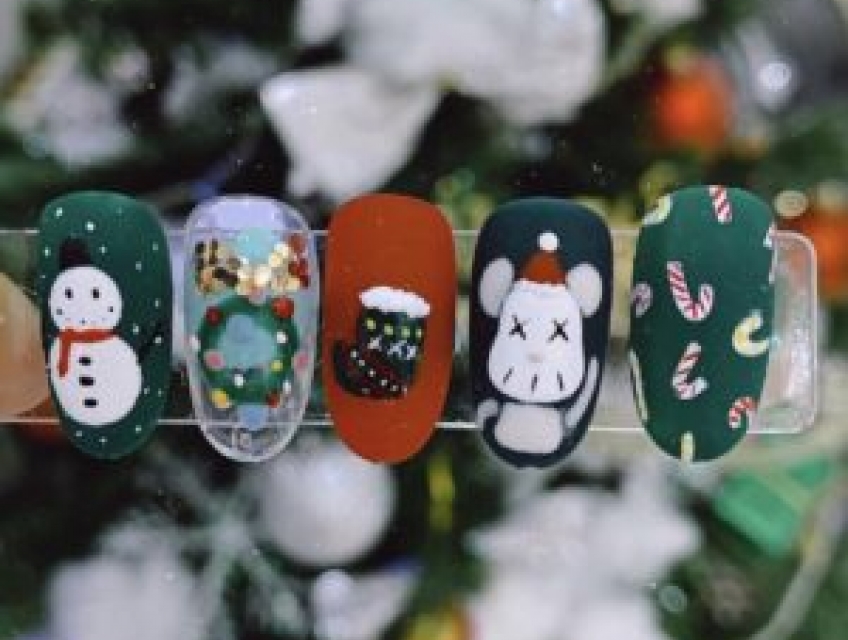 Mẫu nail noel thịnh hành nhất 2023