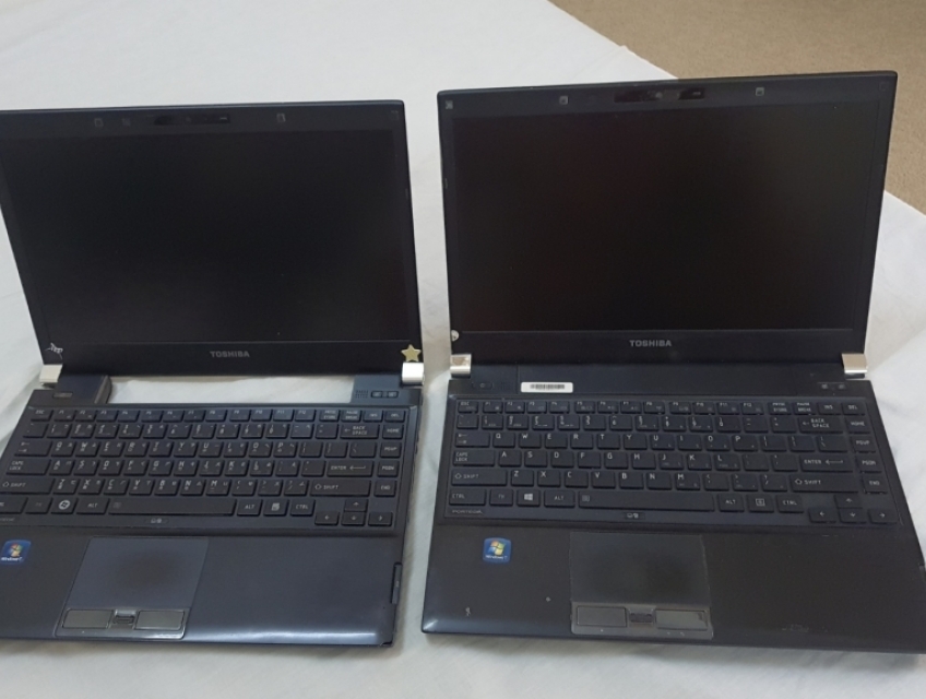 laptop cũ Toshiba