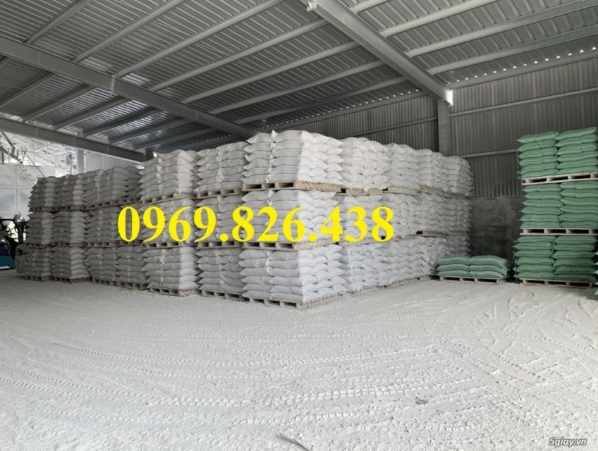 Đá hạt trắng 3mm trong ghế đá, gạch vỉa hè.