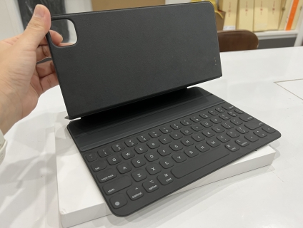 Smart Keyboard Folio Gen 7, Gen 8, Gen 9, Air 3,10.5 chỉ hơn 1tr