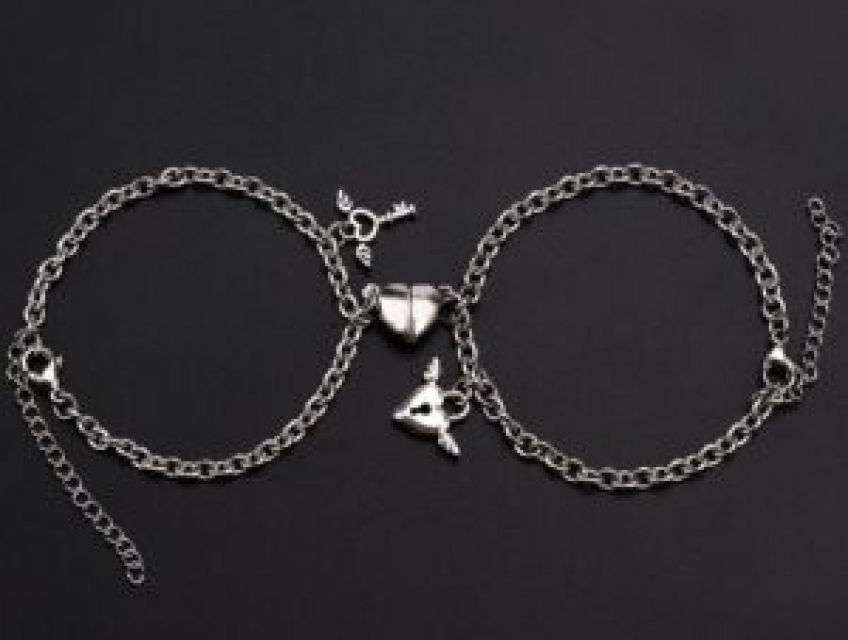 Vòng tay cặp đôi tình yêu bạc kết nối tình cảm