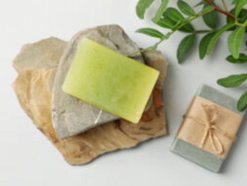 5 cách làm đẹp với Xà Phòng Lá Neem Cho Da Dầu Mụn ngay tại nhà