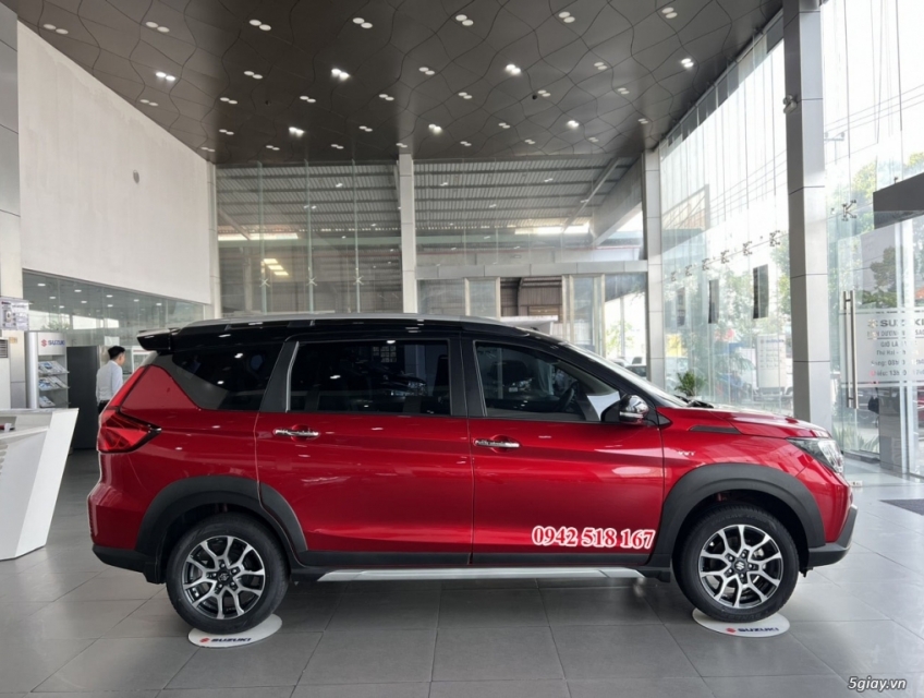 Suzuki Xl7 màu đỏ