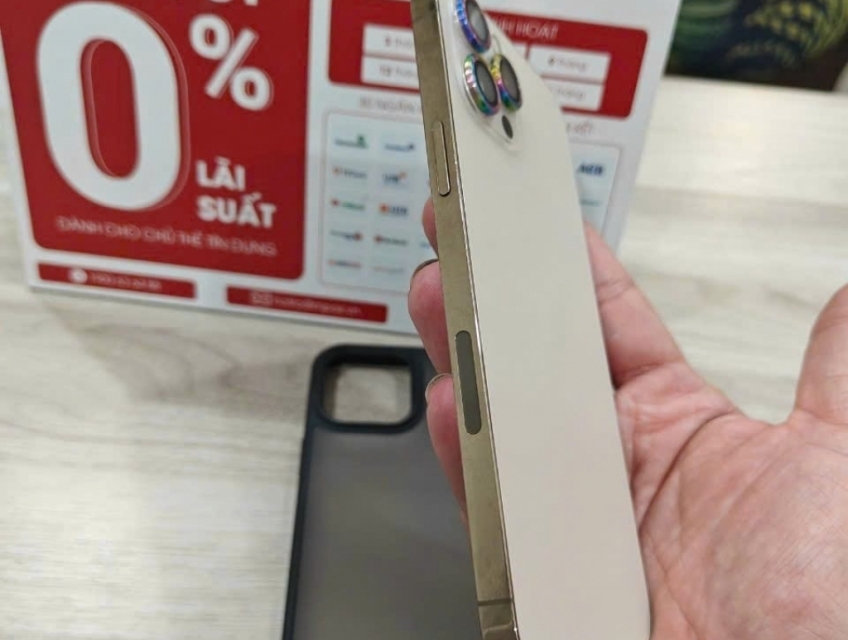 Iphone 12 ProMax 256g Vàng gold quốc tế , hỗ trợ trả góp