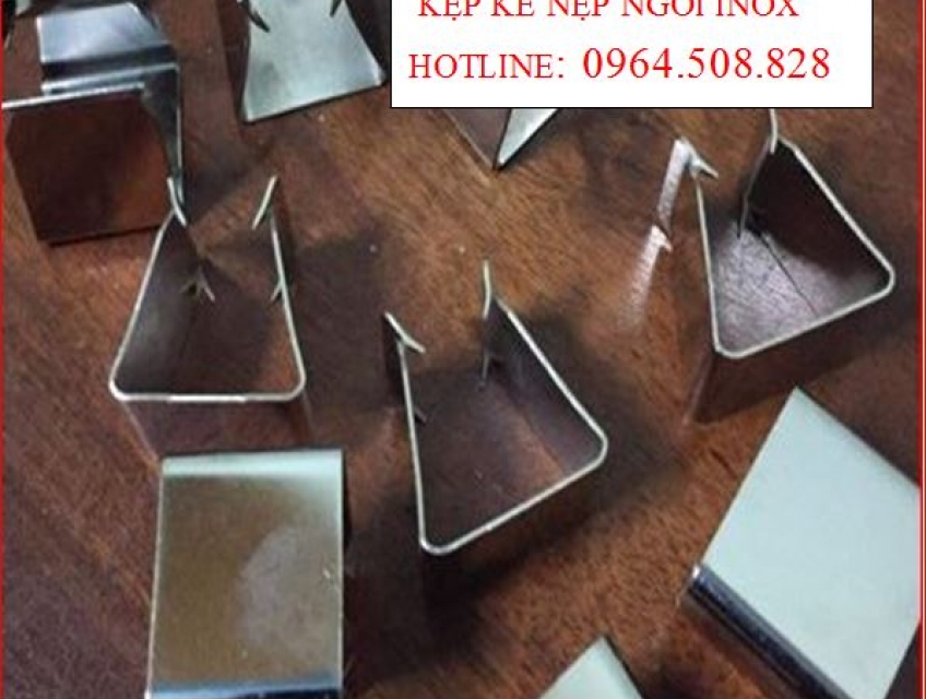 Nhận vận chuyển kẹp ngói toàn quốc.giá rẻ nhất.