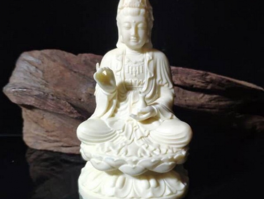 Những mẫu tượng phật đẹp để trên ô tô phong thuỷ đem lại may mắn