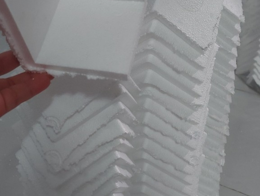 Góc xốp eps chèn ốp góc cạnh đồ điện tử chống va đập