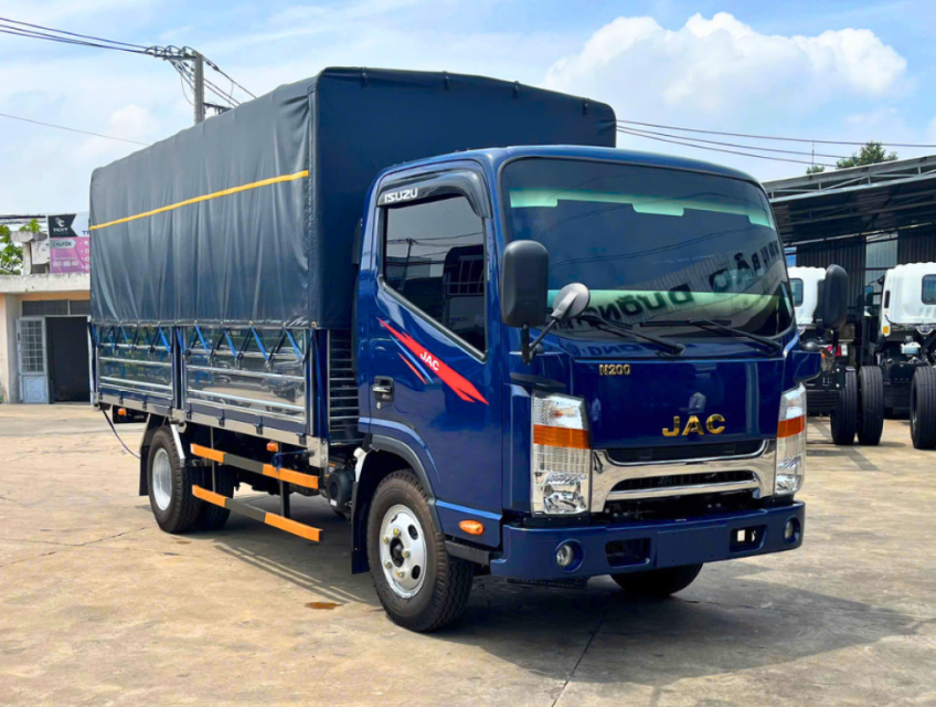 Xe tải JAC 2T5 Mui bạt - 2024