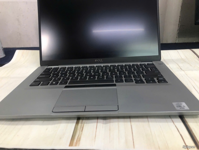 Laptop Dell Latitude E5410 i5 gen 10 màu bạc bền đẹp