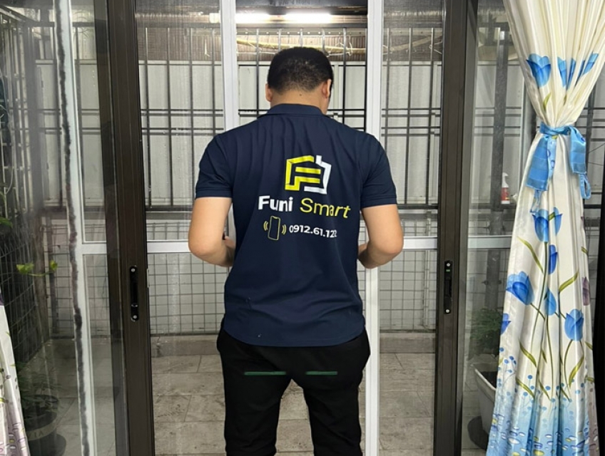 Lắp Đặt Cửa Lưới Chống Muỗi Côn Trùng Dạng Lùa 2 Cánh Đối Đầu Giá Rẻ