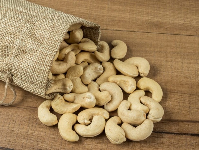 Những Điều Bất Ngờ Về Hạt Điều