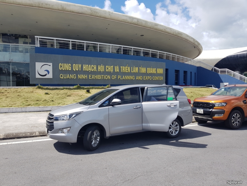 Cho thuê xe INNOVA 8 chỗ có lái, cam kết không say xe, giá cạnh tranh.