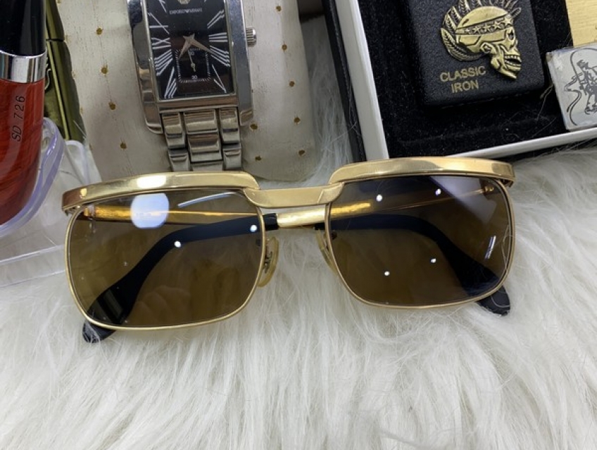 Địa chỉ bán kính râm chính hãng giá chỉ từ 1,2tr giao toàn quốc