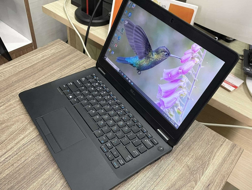 Dell Latitude E7270 i7-6600U 8GB 240GB Pin 2-3H