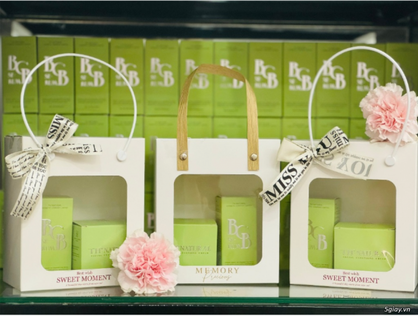 Phương pháp trị mụn không để lại thâm: Hướng dẫn từ TH Natural