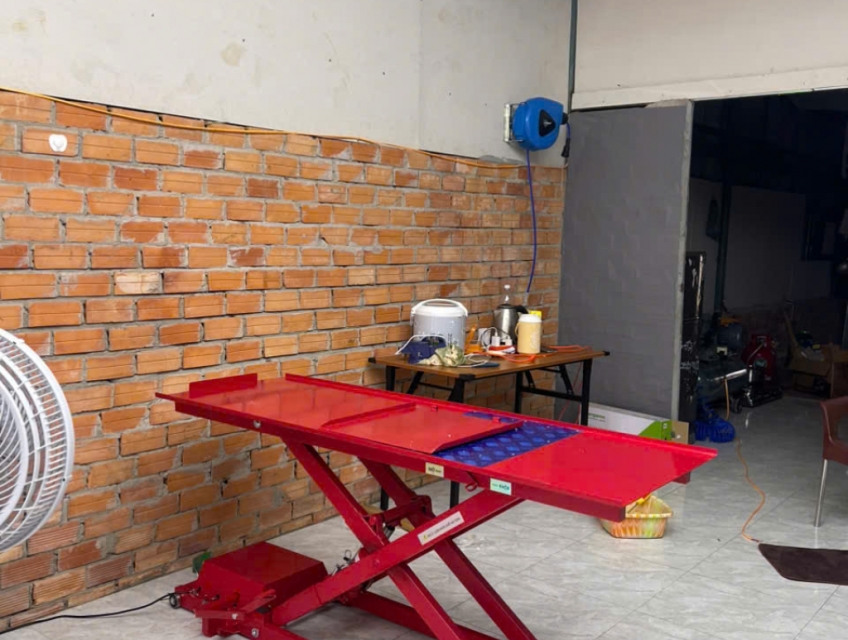 Nguyên lý hoạt động của bàn nâng xe máy