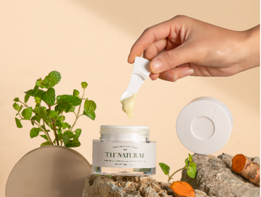 Cao trị mụn thiên nhiên: Giải pháp an toàn từ TH Natural