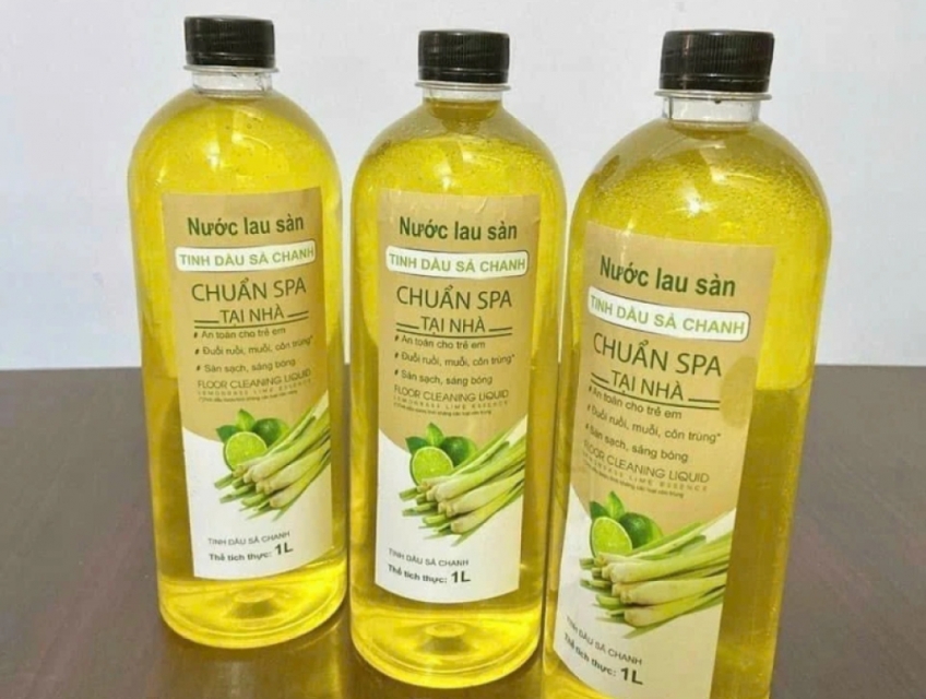 NƯỚC LAU SÀN TINH DẦU SẢ CHANH LAU SÀN SẠCH BÓNG, THƠM THO 1 LÍT 25K