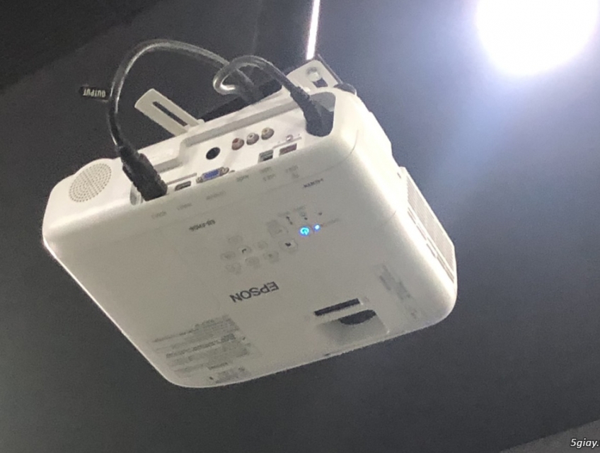 Cửa hàng sửa máy chiếu lấy ngay uy tín tại Hà Nội