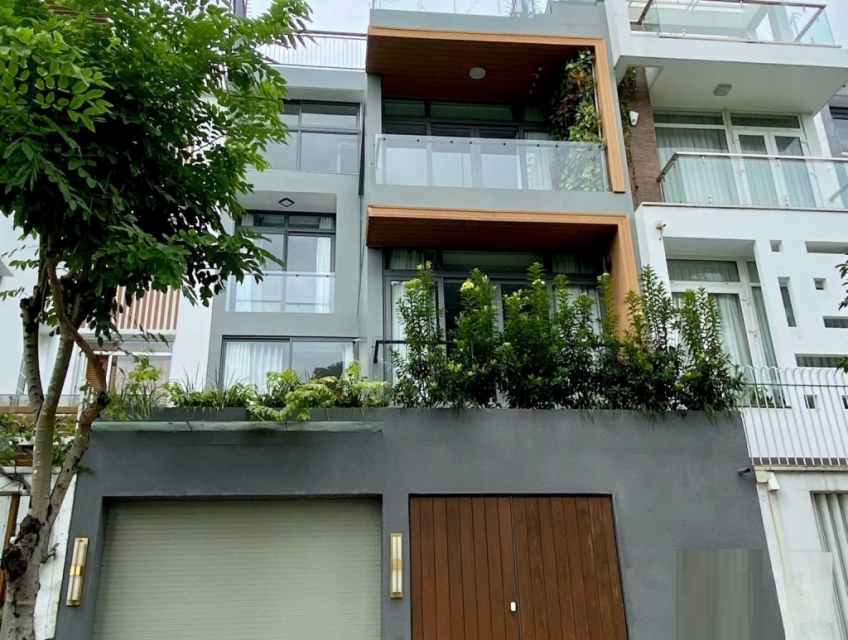 Bán biệt thự 7x20m, 30 tỷ, 5PN, 5WC tại Đường 25, p Tân Phong, Q7, HCM