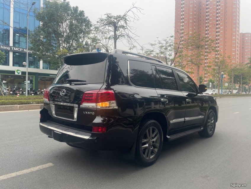 Lexus LX570 Model 2013 Xe đẹp xuất sắc