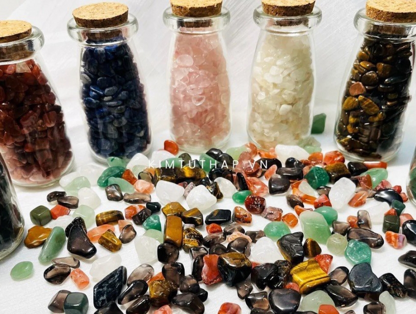 Địa chỉ mua đá thạch anh thô vụn, ngũ sắc HCM dùng cho xây dựng