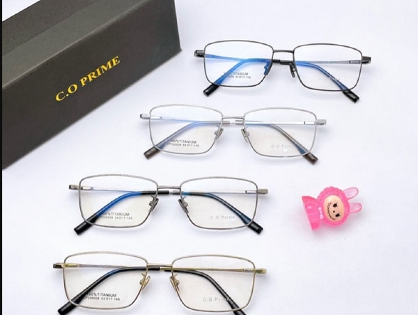 Shop phụ kiện chuyênTư vấn gọng kính titan Coprime chính hãng giá chỉ