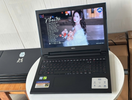 Dell Inspiron 3443 i5-5200U, 8GB, 128GB, GeForce 920M 2GB, 15.6" HD