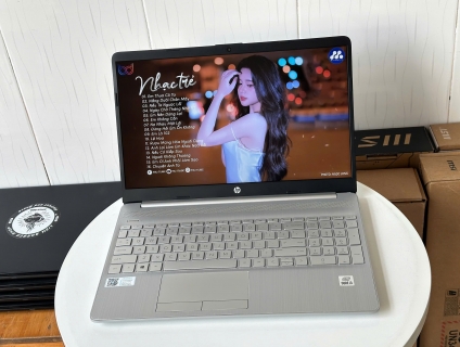 HP 15s-du1108TU Core i3-10110U, RAM 4GB, SSD 256GB, 15.6" FHD