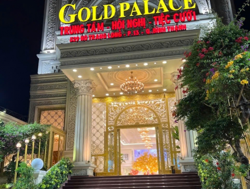 Tuyển nhân viên phục vụ nhà hàng tiệc cưới mùa cuối năm