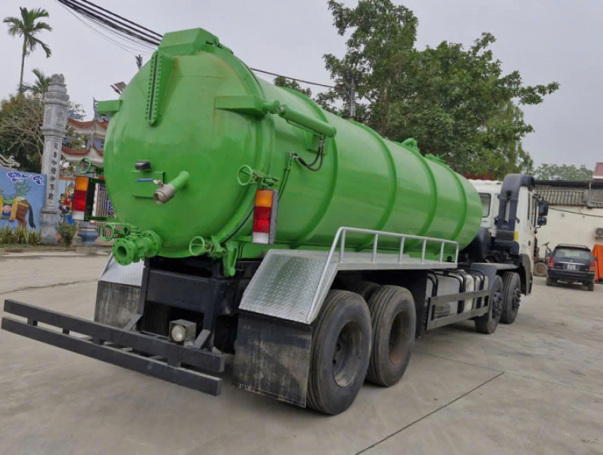 xe hút chất thải huynDai 15 khối