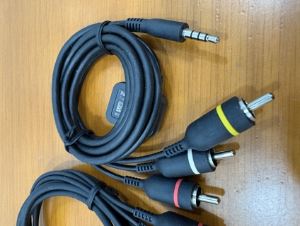 Dây 3.5mm ra 3 AV Nokia chính hãng, Made in Thailand